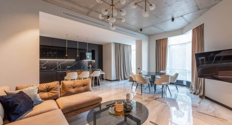 (Sample Ad) Luxury pluse Beachfront House for Sale, 4 Bed Ocean View Private Pool and Parking